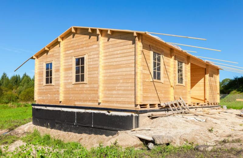 Faut-il privil&eacute;gier une extension traditionnelle ou une sur&eacute;l&eacute;vation pour agrandir sa maison ?